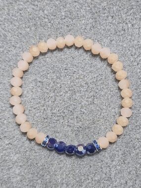 Peach and Navy Faceted Bead Stretch Bracelet